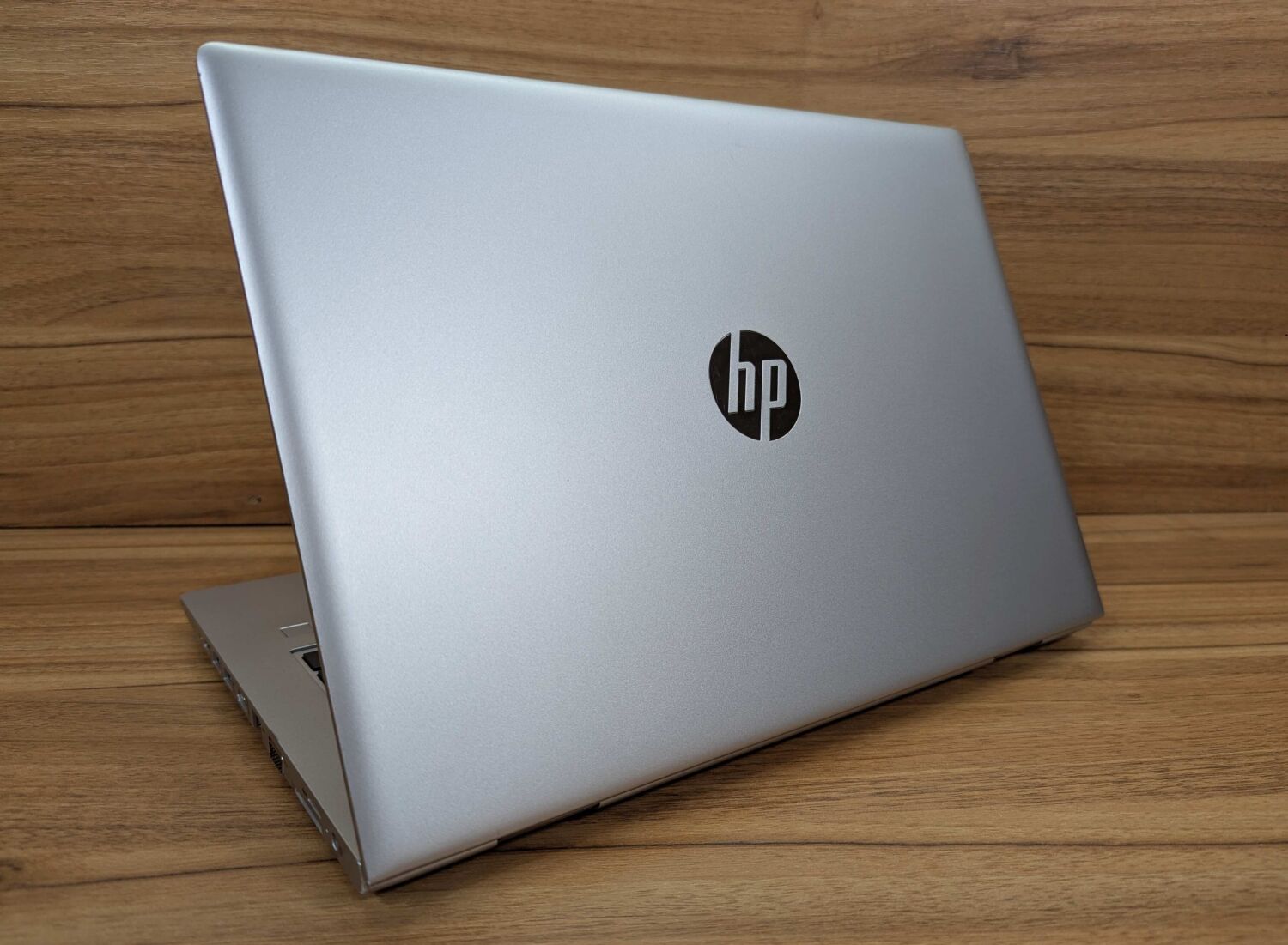 Ноутбук HP ProBook 640 G5 / 14" (1366x768) TN / Intel Core i5-8265U (4 (8) ядра по 1.6 - 3.9 GHz) / 8 GB DDR4 / 250 GB SSD / Intel UHD Graphics 620 / WebCam / Windows 10 - Зображення 7
