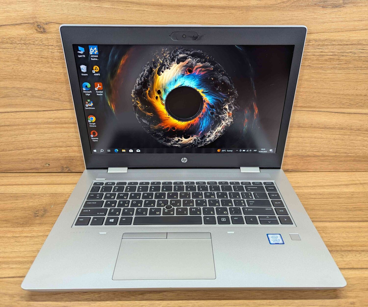 Ноутбук HP ProBook 640 G5 / 14" (1920x1080) IPS / Intel Core i5-8265U (4 (8) ядра по 1.6 - 3.9 GHz) / 16 GB DDR4 / 480 GB SSD / Intel UHD Graphics 620 / WebCam / TouchID / Windows 10 - Зображення 2