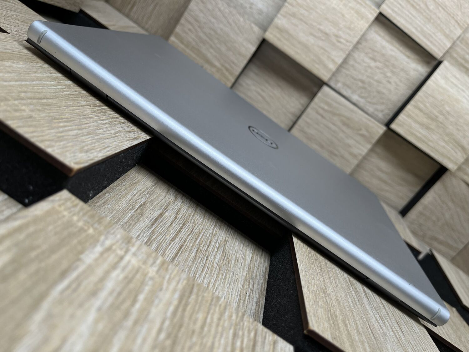 Ультрабук Б-клас Dell Inspiron 13 5310 / 13.3" (1920x1200) IPS / Intel Core i5-11320H (4 (8) ядра по 3.2 - 4.5 GHz) / 16 GB DDR4 / 512 GB SSD M.2 / Intel Iris Xe Graphics / WebCam - Зображення 7