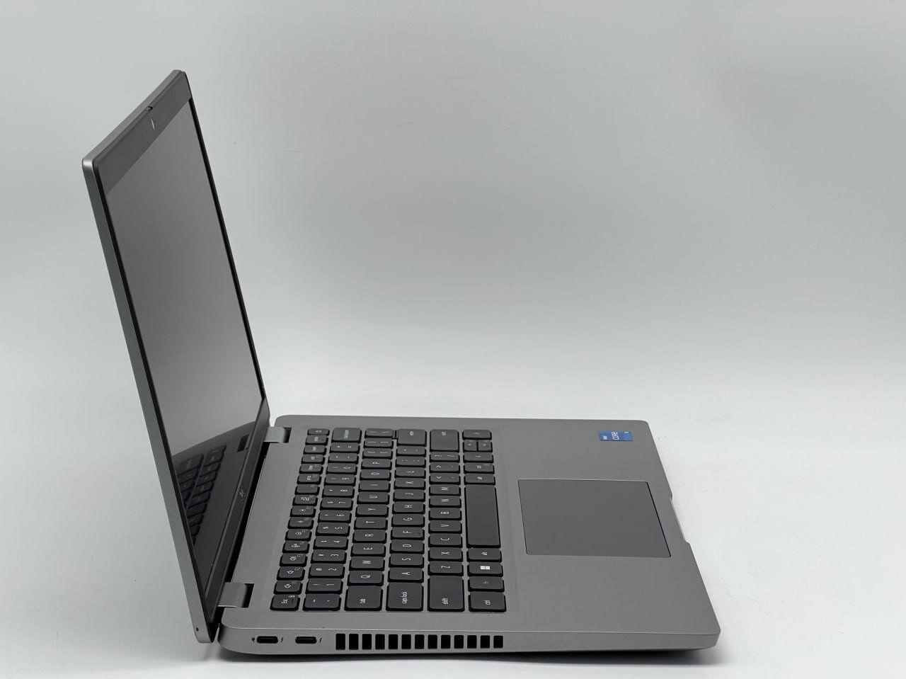 Ультрабук Б-клас Dell Latitude 5430 / 14" (1920x1080) IPS / Intel Core i5-1235U (10 (12) ядер по 1.3 - 4.4 GHz) / 16 GB DDR4 / 240 GB SSD / Intel Iris Xe Graphics / WebCam - Зображення 5
