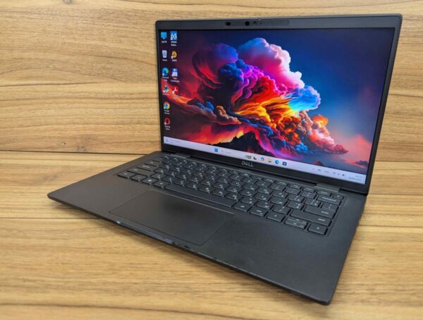 Ультрабук Б-клас Dell Latitude 7420 / 14" (1920x1080) IPS / Intel Core i7-1185G7 (4 (8) ядра по 3.0 - 4.8 GHz) / 16 GB DDR4 / 256 GB SSD / Intel Iris Xe Graphics / WebCam / Windows 11 - Зображення 5
