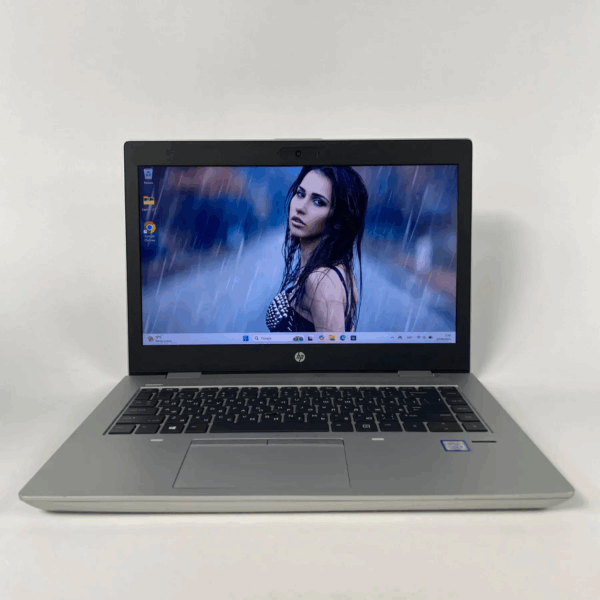 Ультрабук Б-клас HP ProBook 640 G4 / 14" (1920x1080) IPS / Intel Core i5-8250U (4 (8) ядра по 1.6 - 3.4 GHz) / 16 GB DDR4 / 256 GB SSD / Intel UHD Graphics 620 / WebCam / Fingerprint - Зображення 2