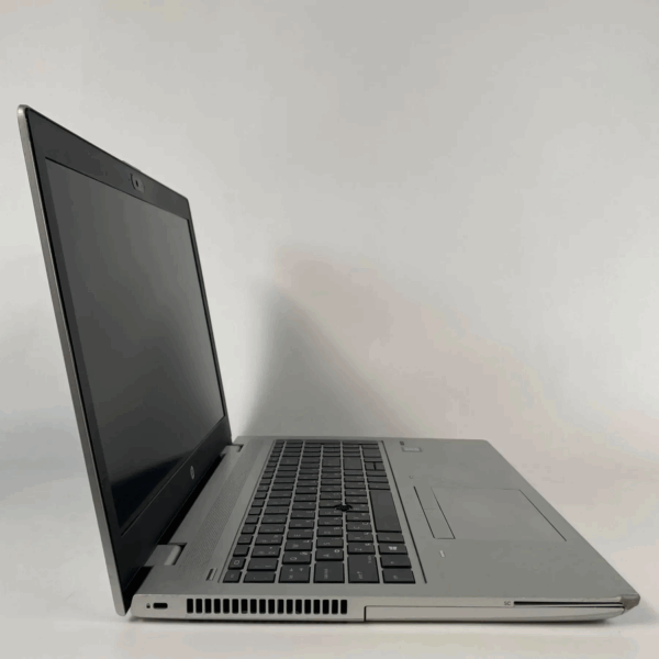 Ультрабук Б-клас HP ProBook 650 G4 / 15.6" (1920x1080) IPS / Intel Core i7-8650U (4 (8) ядра по 1.9 - 4.2 GHz) / 8 GB DDR4 / 256 GB SSD / Intel UHD Graphics 630 / WebCam / Fingerprint - Зображення 4