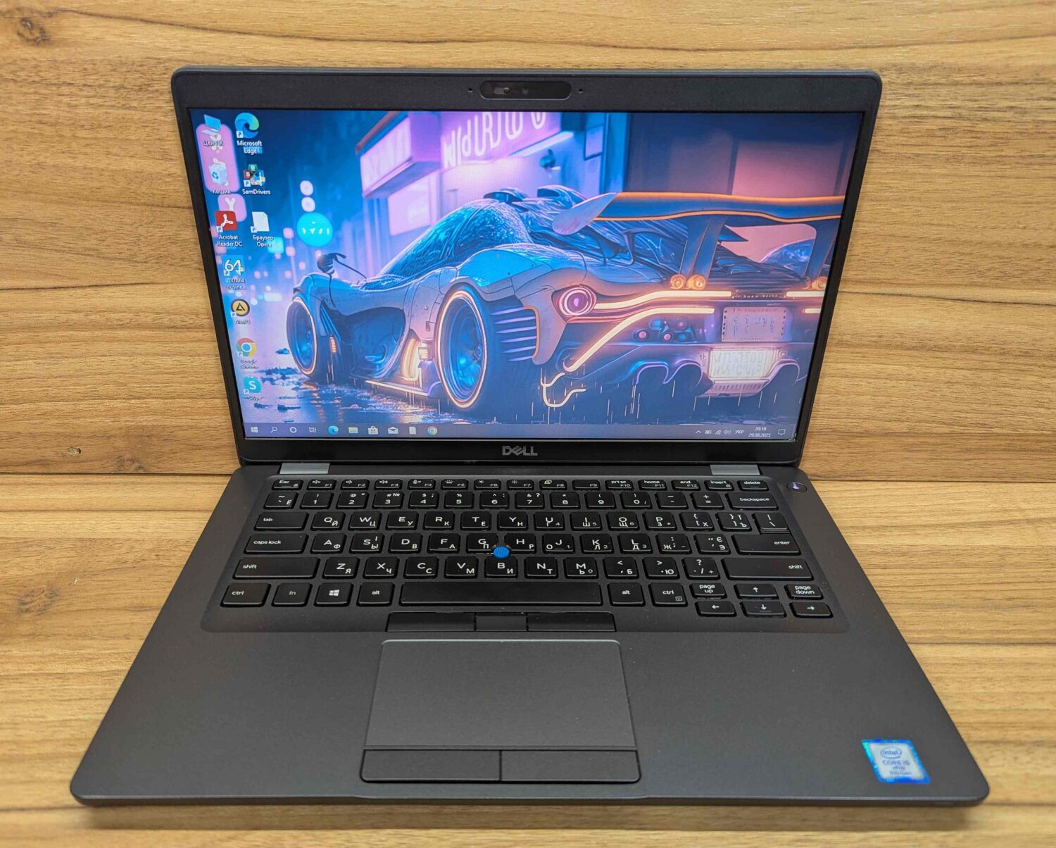 Ультрабук Dell Latitude 5400 / 14" (1366x768) TN / Intel Core i5-8365U (4 (8) ядра по 1.6 - 4.1 GHz) / 8 GB DDR4 / 240 GB SSD / Intel UHD Graphics / WebCam / Windows 10 - Зображення 2