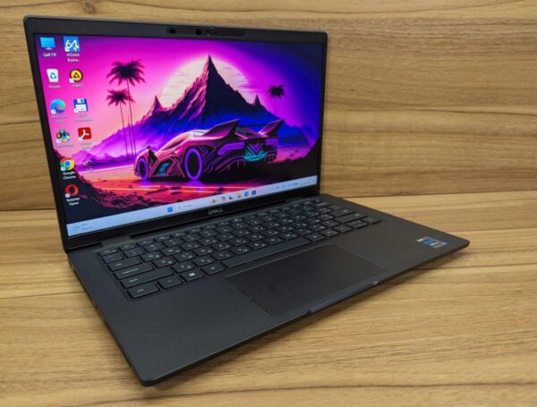 Ультрабук Dell Latitude 7420 / 14" (1920x1080) IPS / Intel Core i7-1185G7 (4 (8) ядра по 3.0 - 4.8 GHz) / 16 GB DDR4 / 480 GB SSD / Intel Iris Xe Graphics / WebCam / Windows 11 - Зображення 4