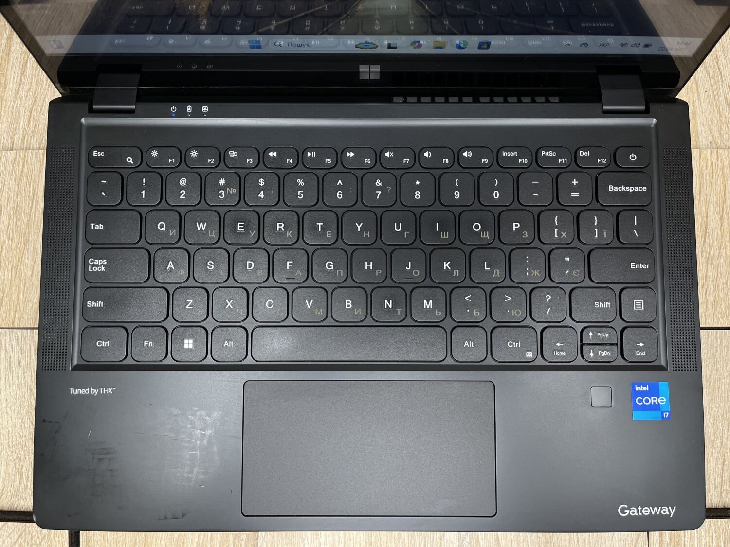 Ультрабук Gateway GWTC71427-BK / 14.1" (1920x1080) IPS Touch / Intel Core i7-1255U (10 (12) ядер по 2.8 - 4.7 GHz) / 8 GB DDR4 / 512 GB SSD M.2 / Intel UHD Graphics / WebCam - Зображення 4