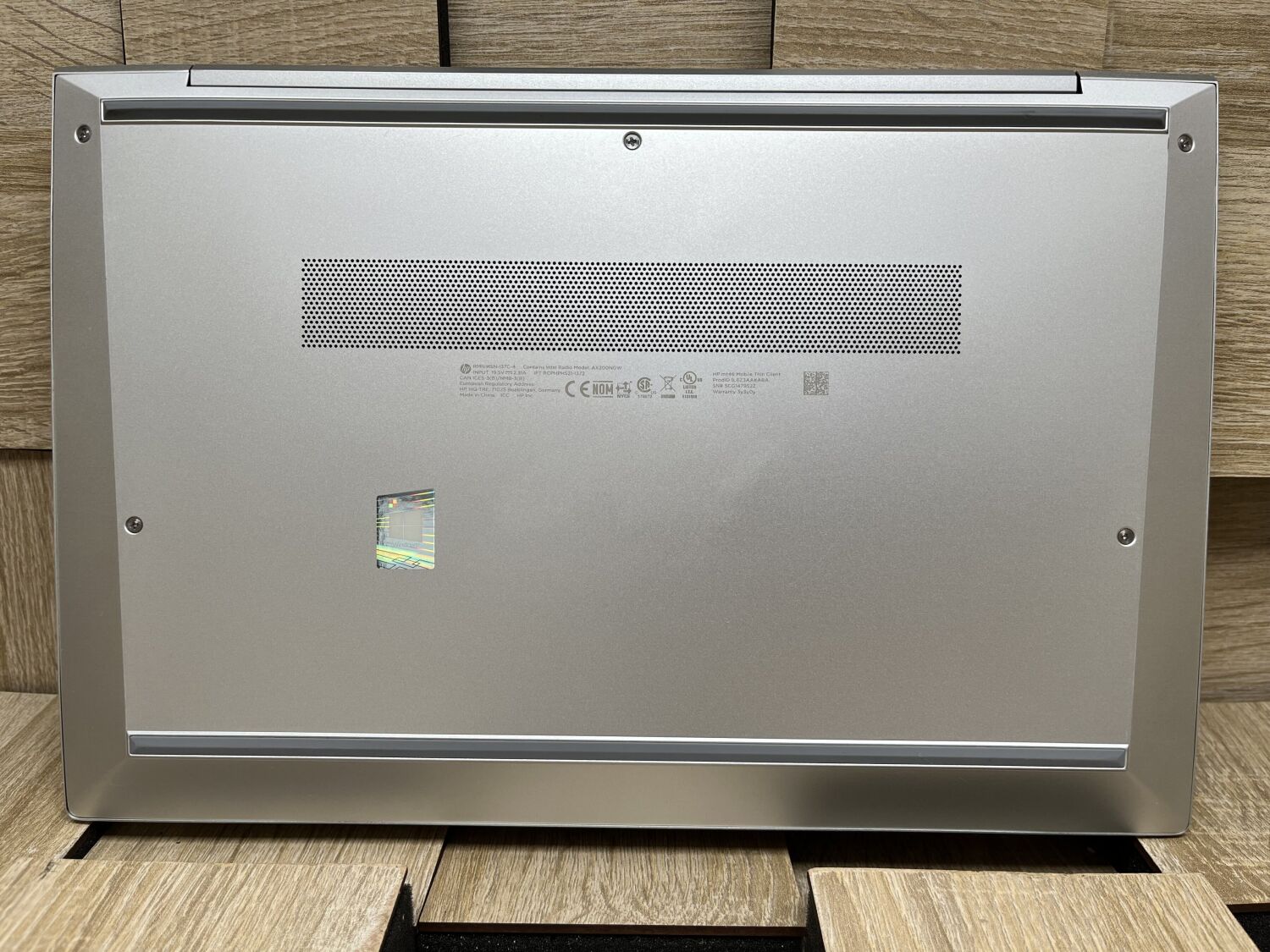 Ультрабук HP EliteBook mt46 / 14" (1920x1080) IPS / AMD Ryzen 3 Pro 4450U (4 (8) ядра по 2.5 - 3.7 GHz) / 8 GB DDR4 / 256 GB SSD M.2 / AMD Radeon RX Vega 5 Graphics / WebCam / HDMI - Зображення 9