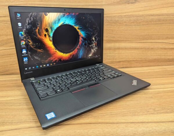 Ультрабук Lenovo ThinkPad T470 / 14" (1920x1080) IPS Touch / Intel Core i7-6500U (2 (4) ядра по 2.5 - 3.1 GHz) / 8 GB DDR4 / 240 GB SSD / Intel HD Graphics 520 / WebCam / TouchID / Windows 10 - Зображення 4