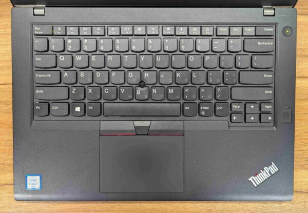 Ультрабук Lenovo ThinkPad T470 / 14" (1920x1080) IPS Touch / Intel Core i7-6500U (2 (4) ядра по 2.5 - 3.1 GHz) / 8 GB DDR4 / 240 GB SSD / Intel HD Graphics 520 / WebCam / TouchID / Windows 10 - Зображення 3