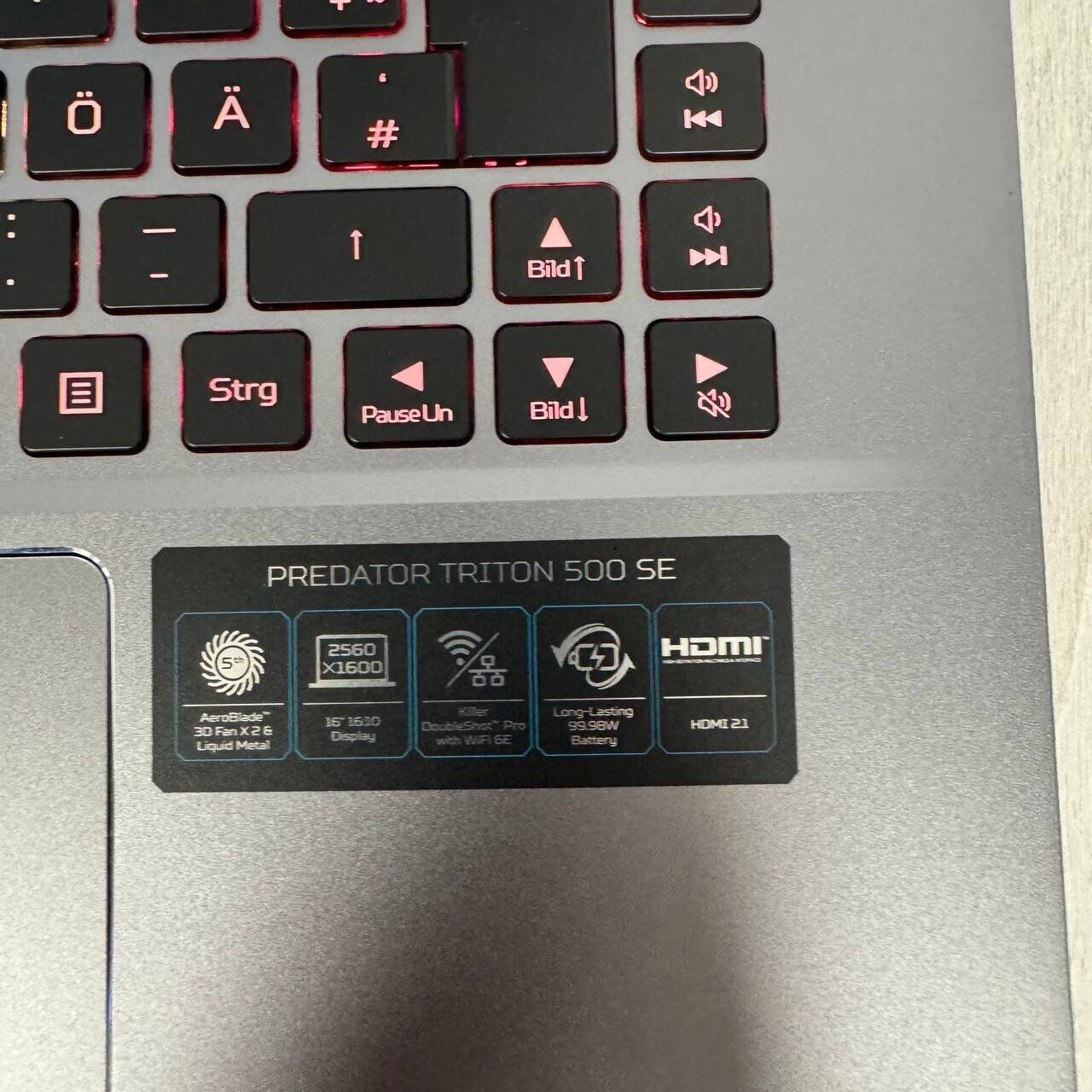 Ігровий ноутбук Acer Predator Triton 500 SE PT516-52s / 16" (2560x1600) IPS / Intel Core i7-12700H (14 (20) ядер по 2.3 - 4.7 GHz) / 16 GB DDR5 / 1000 GB SSD NVMe / nVidia GeForce RTX 3070 Ti, 8 GB GDDR6, 256-bit / WebCam - Зображення 9