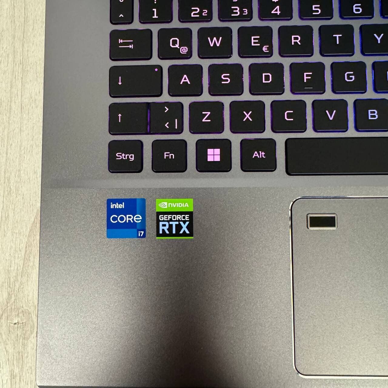 Ігровий ноутбук Acer Predator Triton 500 SE PT516-52s / 16" (2560x1600) IPS / Intel Core i7-12700H (14 (20) ядер по 2.3 - 4.7 GHz) / 16 GB DDR5 / 1000 GB SSD NVMe / nVidia GeForce RTX 3070 Ti, 8 GB GDDR6, 256-bit / WebCam - Зображення 8