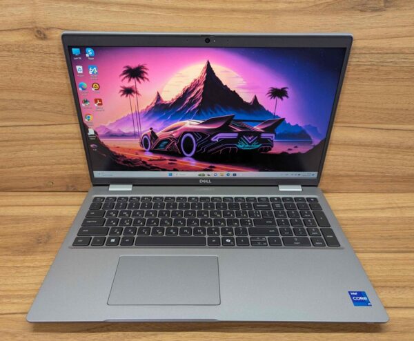Ультрабук Dell Latitude 5530 / 15.6" (1920x1080) IPS / Intel Core i7-1265U (10 (12) ядер по 3.6 - 4.8 GHz) / 32 GB DDR4 / 512 GB SSD / nVidia GeForce MX550, 2 GB GDDR6, 64-bit / WebCam / Windows 11 - Зображення 2