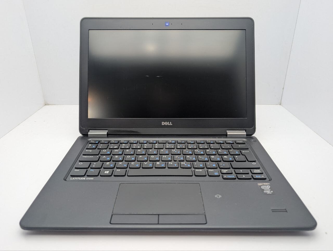 Нетбук Dell Latitude E7250 / 12.5" (1366x768) TN / Intel Core i7-5600U (2 (4) ядра по 2.6 - 3.2 GHz) / 8 GB DDR3 / 256 GB SSD / Intel HD Graphics 5500 / WebCam - Зображення 3