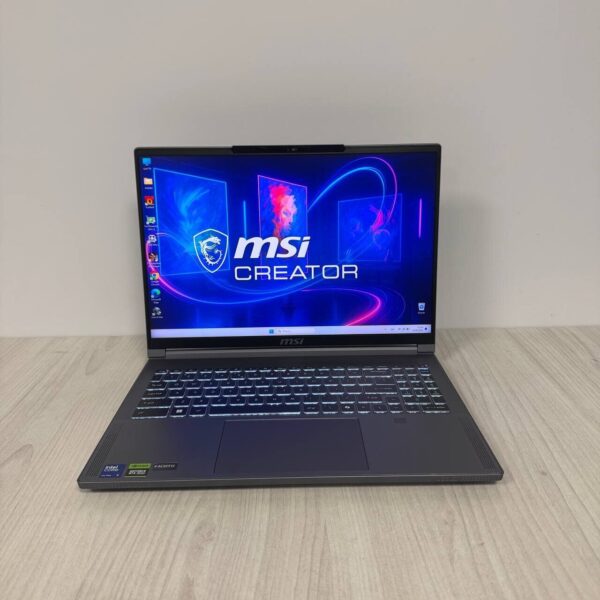 Ігровий ноутбук Б-клас MSI Creator 16 AI Studio A1VHG / 16" (3840x2400) IPS / Intel Core Ultra 9 185H (16 (22) ядер по 3.9 - 5.1 GHz) / 32 GB DDR5 / 1000 GB SSD NVMe / nVidia GeForce RTX 4080, 12 GB GDDR6, 192-bit / WebCam - Зображення 2