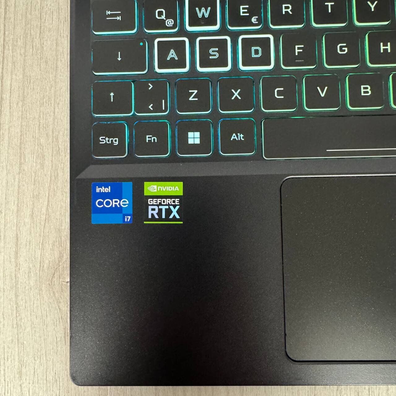 Ігровий ноутбук Б-клас Acer Nitro 5 AN515-58 / 15.6" (1920x1080) IPS / Intel Core i7-12700H (14 (20) ядер по 3.5 - 4.7 GHz) / 16 GB DDR4 / 1000 GB SSD NVMe / nVidia GeForce RTX 3060, 6 GB GDDR6, 192-bit / WebCam - Зображення 8