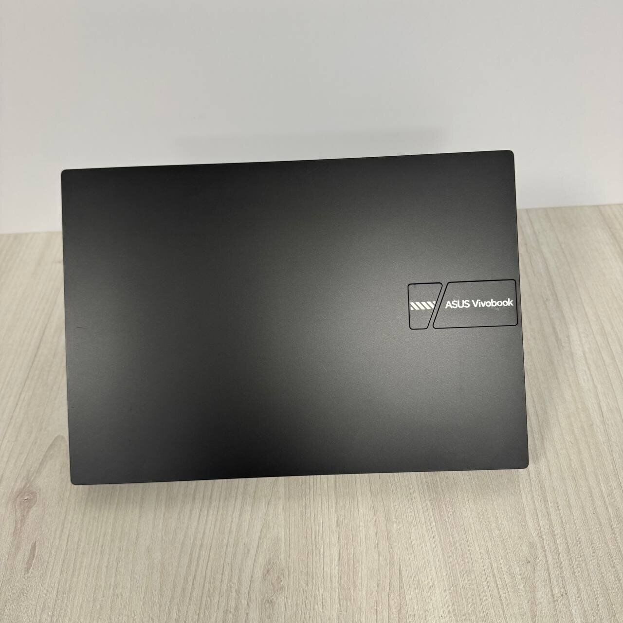 Ультрабук Б-клас Asus VivoBook 16 F1605VA / 16" (1920x1200) IPS / Intel Core i7-1355U (10 (12) ядер по 1.7 - 5.0 GHz) / 16 GB DDR4 / 512 GB SSD NVMe / Intel Iris Xe Graphics / WebCam - Зображення 3