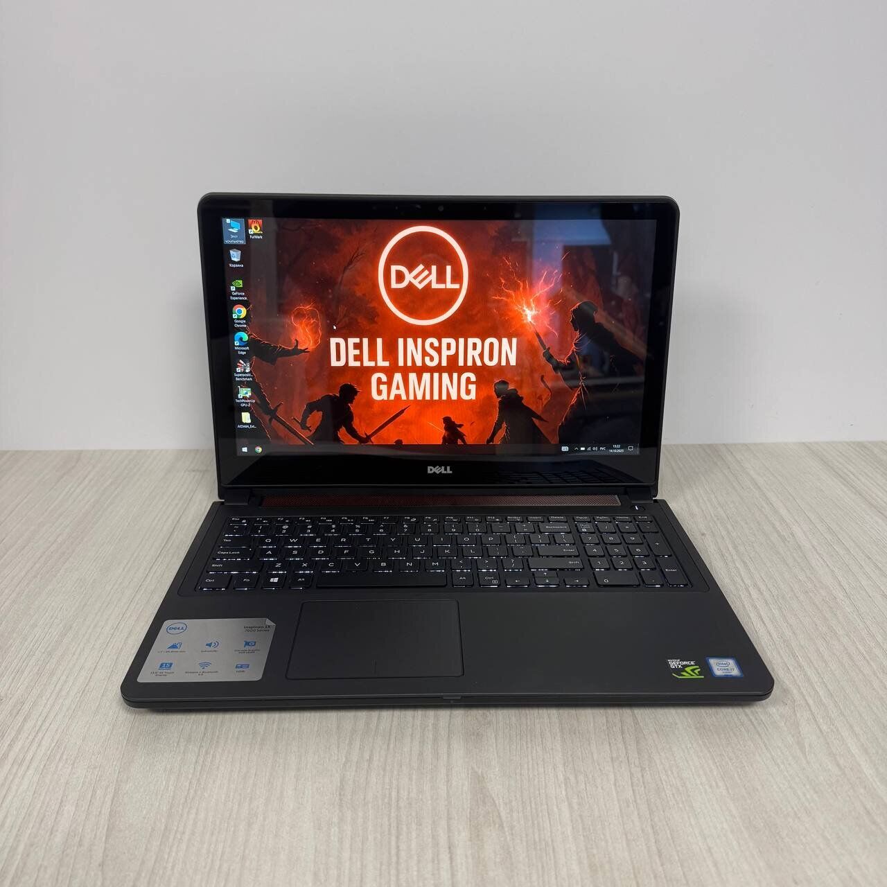 Ігровий ноутбук Dell Inspiron 15 7559 / 15.6" (1920x1080) IPS / Intel Core i7-6700HQ (4 (8) ядра по 2.6 - 3.5 GHz) / 16 GB DDR3 / 256 GB SSD M.2 / nVidia GeForce GTX 960M, 4 GB GDDR5, 128-bit / WebCam - Зображення 2