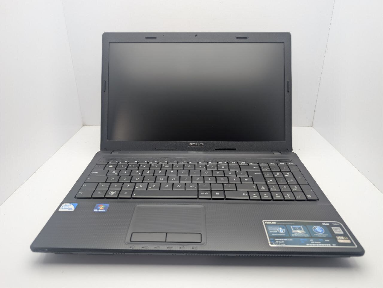 Ноутбук Asus X54H / 15.6" (1366x768) TN / Intel Pentium B950 (2 ядра по 2.1 GHz) / 8 GB DDR3 / 320 GB HDD / Intel HD Graphics / WebCam / DVD-ROM - Зображення 3