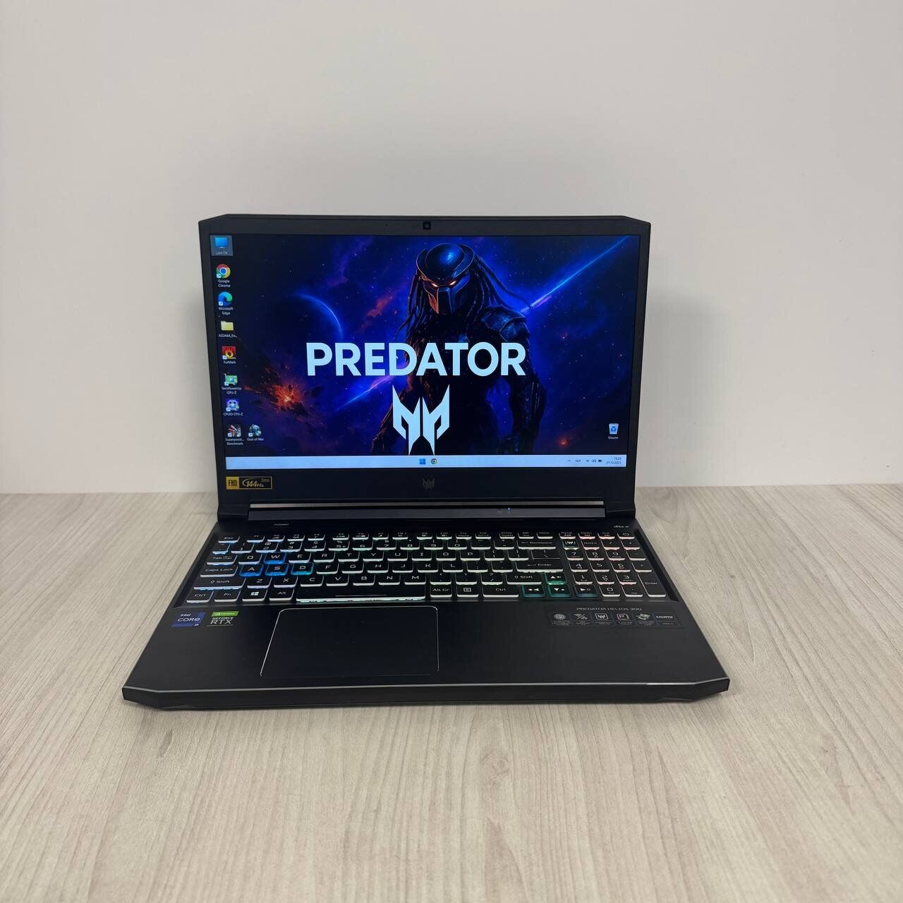 Ігровий ноутбук Acer Predator Helios 300 PH315-54 / 15.6" (1920x1080) IPS / Intel Core i9-11900H (8 (16) ядер по 2.5 - 4.9 GHz) / 16 GB DDR4 / 512 GB SSD NVMe / nVidia GeForce RTX 3060, 6 GB GDDR6, 192-bit / WebCam - Зображення 2