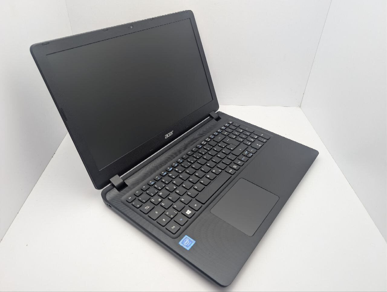 Ноутбук Acer Aspire ES1-533 / 15.6" (1366x768) TN / Intel Celeron N3450 (4 ядра по 1.1 - 2.2 GHz) / 6 GB DDR3 / 120 GB SSD / Intel HD Graphics 500 / WebCam / DVD-ROM - Зображення 6