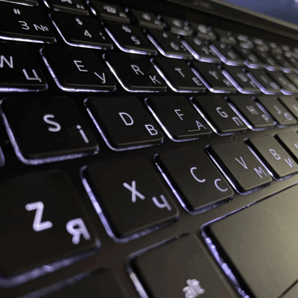 Ігровий ноутбук Б-клас Dell Vostro 7500 / 15.6" (1920x1080) IPS / Intel Core i7-10750H (6 (12) ядер по 2.6 - 5.0 GHz) / 16 GB DDR4 / 256 GB SSD / nVidia GeForce GTX 1650 Ti, 4 GB GDDR6, 128-bit / WebCam / Fingerprint - Зображення 6