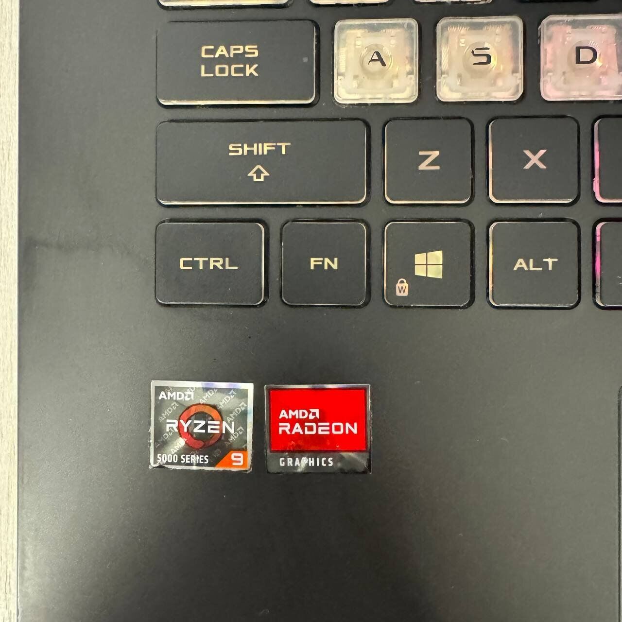 Ігровий ноутбук Б-клас Asus ROG Strix G15 Advantage Edition G513QY / 15.6" (1920x1080) IPS / AMD Ryzen 9 5900HX (8 (16) ядер по 3.3 - 4.6 GHz) / 16 GB DDR4 / 512 GB SSD NVMe / AMD Radeon RX 6800M, 12 GB GDDR6, 192-bit - Зображення 8