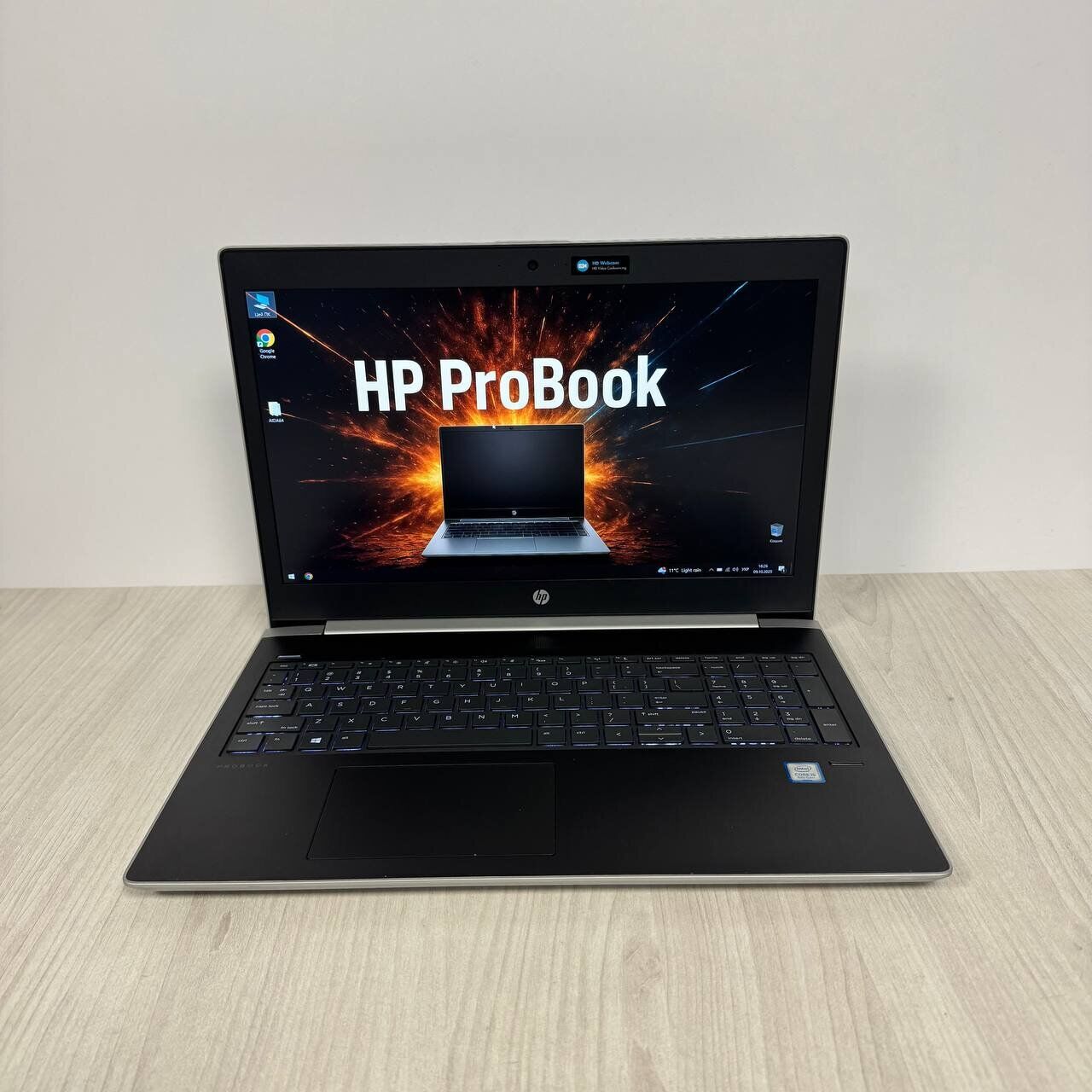 Ноутбук Б-клас HP ProBook 450 G5 / 15.6" (1920x1080) IPS / Intel Core i5-8250U (4 (8) ядра по 1.6 - 3.4 GHz) / 8 GB DDR4 / 256 GB SSD NVMe / Intel UHD Graphics 620 / WebCam - Зображення 2