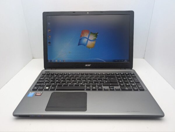 Ноутбук Acer Aspire E1-572G / 15.6" (1366x768) TN / Intel Core i5-4200U (2 (4) ядра по 1.6 - 2.6 GHz) / 8 GB DDR3 / 500 GB HDD / Intel HD Graphics 4400 / WebCam / DVD-ROM - Зображення 2