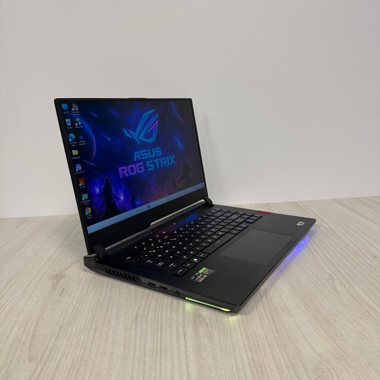 Ігровий ноутбук Б-клас Asus ROG Strix Scar G533QR / 15.6" (1920x1080) IPS / AMD Ryzen 9 5900HX (8 (16) ядер по 3.3 - 4.6 GHz) / 16 GB DDR4 / 512 GB SSD NVMe / nVidia GeForce RTX 3070, 8 GB GDDR6, 256-bit - Зображення 4