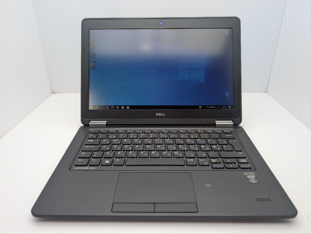 Нетбук Dell Latitude E7250 / 12.5" (1366x768) TN / Intel Core i7-5600U (2 (4) ядра по 2.6 - 3.2 GHz) / 8 GB DDR3 / 256 GB SSD / Intel HD Graphics 5500 / WebCam - Зображення 2