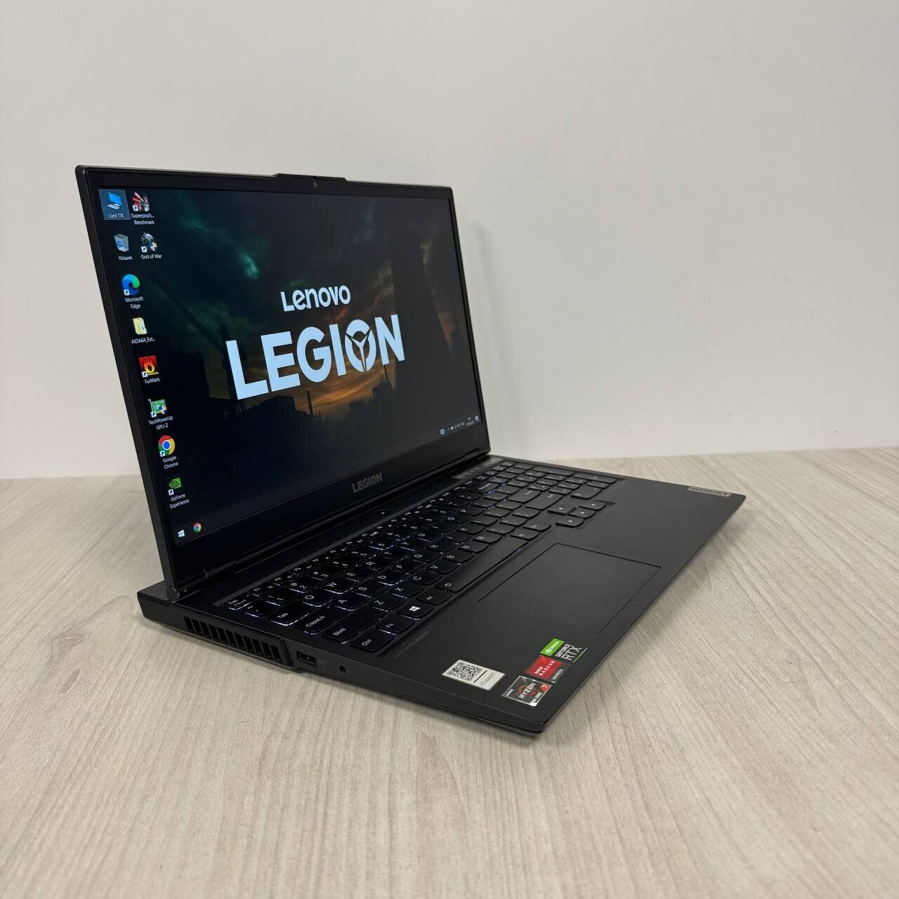 Ігровий ноутбук Б-клас Lenovo Legion 5 15ARH05H / 15.6" (1920x1080) IPS / AMD Ryzen 7 4800H (8 (16) ядер по 2.9 - 4.2 GHz) / 16 GB DDR4 / 512 GB SSD NVMe / nVidia GeForce RTX 2060, 6 GB GDDR6, 192-bit / WebCam - Зображення 4