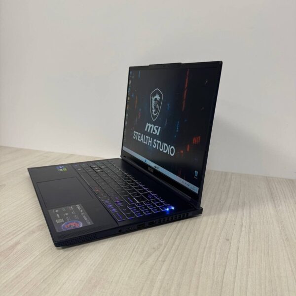 Ігровий ноутбук MSI Stealth 16 Studio A13VG / 16" (1920x1200) IPS / Intel Core i7-13620H (10 (16) ядер по 3.6 - 4.9 GHz) / 16 GB DDR5 / 512 GB SSD NVMe / nVidia GeForce RTX 4070, 8 GB GDDR6, 128-bit / WebCam - Зображення 5