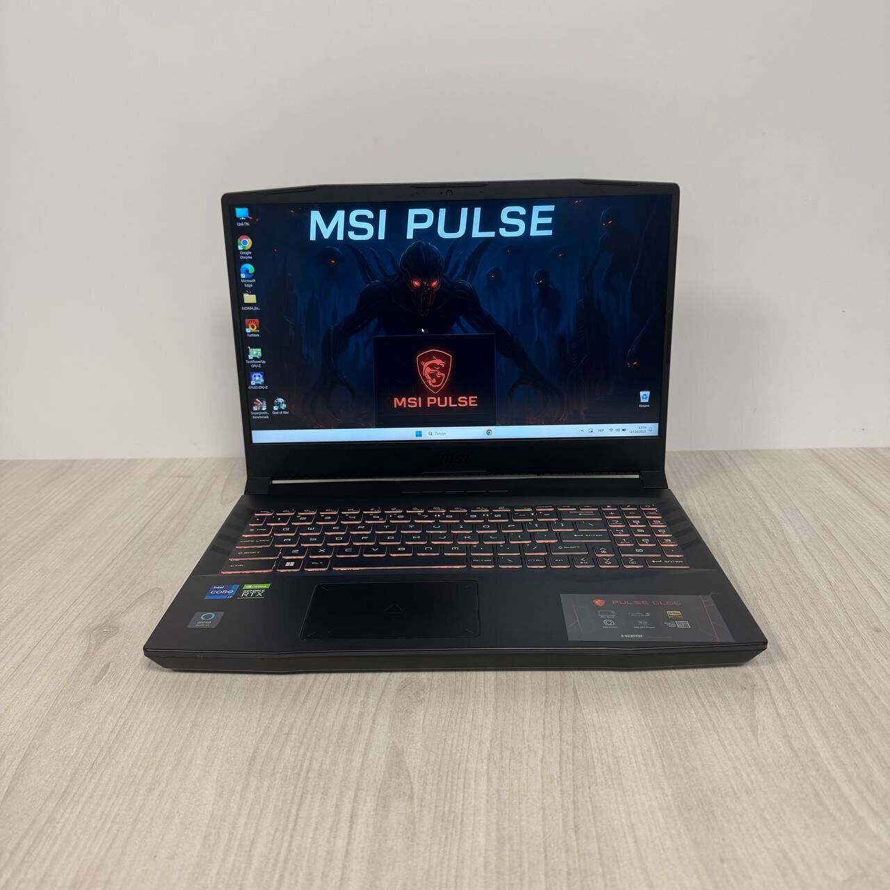 Ігровий ноутбук Б-клас MSI Pulse GL66 12UGKV / 15.6" (1920x1080) IPS / Intel Core i7-12700H (14 (20) ядер по 3.5 - 4.7 GHz) / 16 GB DDR5 / 512 GB SSD NVMe / nVidia GeForce RTX 3070, 8 GB GDDR6, 256-bit / WebCam - Зображення 2