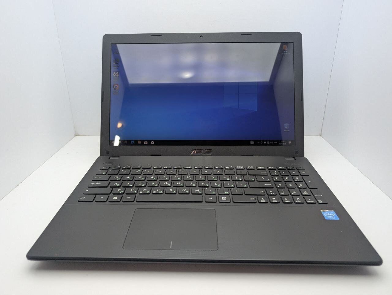 Ноутбук Asus R512M / 15.6" (1366x768) TN / Intel Celeron N2830 (2 ядра по 2.16 - 2.41 GHz) / 8 GB DDR3 / 128 GB SSD / Intel HD Graphics / WebCam - Зображення 2