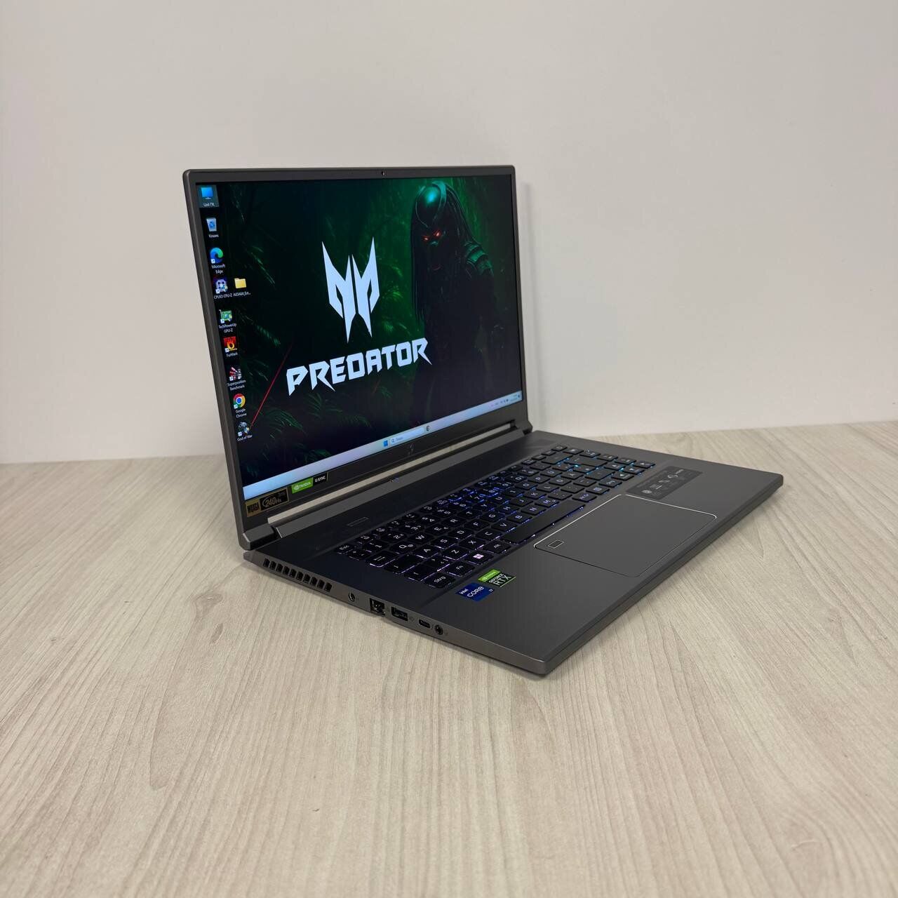 Ігровий ноутбук Acer Predator Triton 500 SE PT516-52s / 16" (2560x1600) IPS / Intel Core i7-12700H (14 (20) ядер по 2.3 - 4.7 GHz) / 16 GB DDR5 / 1000 GB SSD NVMe / nVidia GeForce RTX 3070 Ti, 8 GB GDDR6, 256-bit / WebCam - Зображення 4