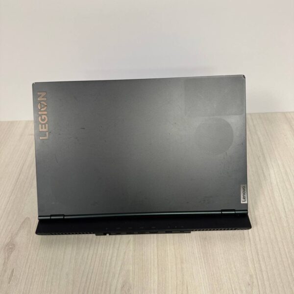 Ігровий ноутбук Б-клас Lenovo Legion 5 15IMH05H / 15.6" (1920x1080) IPS / Intel Core i7-10750H (6 (12) ядер по 2.6 - 5.0 GHz) / 16 GB DDR4 / 1000 GB SSD NVMe / nVidia GeForce RTX 2060, 6 GB GDDR6, 192-bit / WebCam - Зображення 3