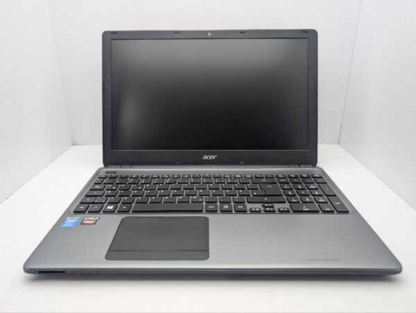 Ноутбук Acer Aspire E1-572G / 15.6" (1366x768) TN / Intel Core i5-4200U (2 (4) ядра по 1.6 - 2.6 GHz) / 8 GB DDR3 / 500 GB HDD / Intel HD Graphics 4400 / WebCam / DVD-ROM - Зображення 3