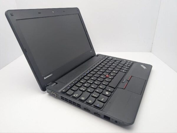 Нетбук Б-клас Lenovo ThinkPad X121e / 12.1" (1366x768) TN / AMD E-450 (2 ядра по 1.65 GHz) / 6 GB DDR3 / 120 GB SSD / AMD Radeon HD 6320 Graphics / WebCam / АКБ не тримає - Зображення 6
