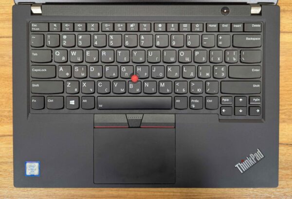 Мобільна робоча станція Lenovo ThinkPad P43s / 14" (1920x1080) IPS / Intel Core i7-8665U (4 (8) ядра по 1.9 - 4.8 GHz) / 16 GB DDR4 / 480 GB SSD / nVidia Quadro P520, 2 GB GDDR5, 64-bit / WebCam / Windows 10 - Зображення 2