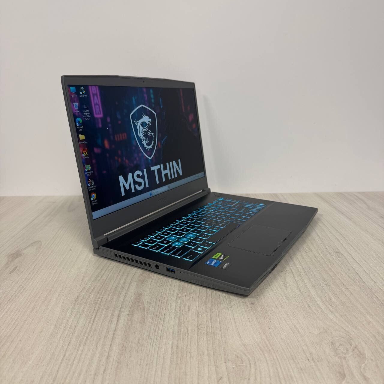 Ігровий ноутбук MSI Thin 15 B13VE / 15.6" (1920x1080) IPS / Intel Core i5-13420H (8 (12) ядер по 3.4 - 4.6 GHz) / 16 GB DDR4 / 512 GB SSD NVMe / nVidia GeForce RTX 4050, 6 GB GDDR6, 96-bit / WebCam - Зображення 4