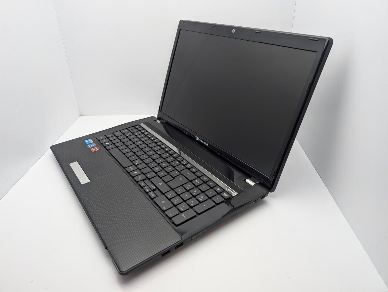 Ноутбук Packard Bell Easynote LM85 / 17.3" (1600x900) TN / Intel Core i3-370M (2 (4) ядра по 2.4 GHz) / 6 GB DDR3 / 500 GB HDD / AMD Radeon HD 5650, 1 GB GDDR3, 128-bit / WebCam / DVD-ROM - Зображення 7