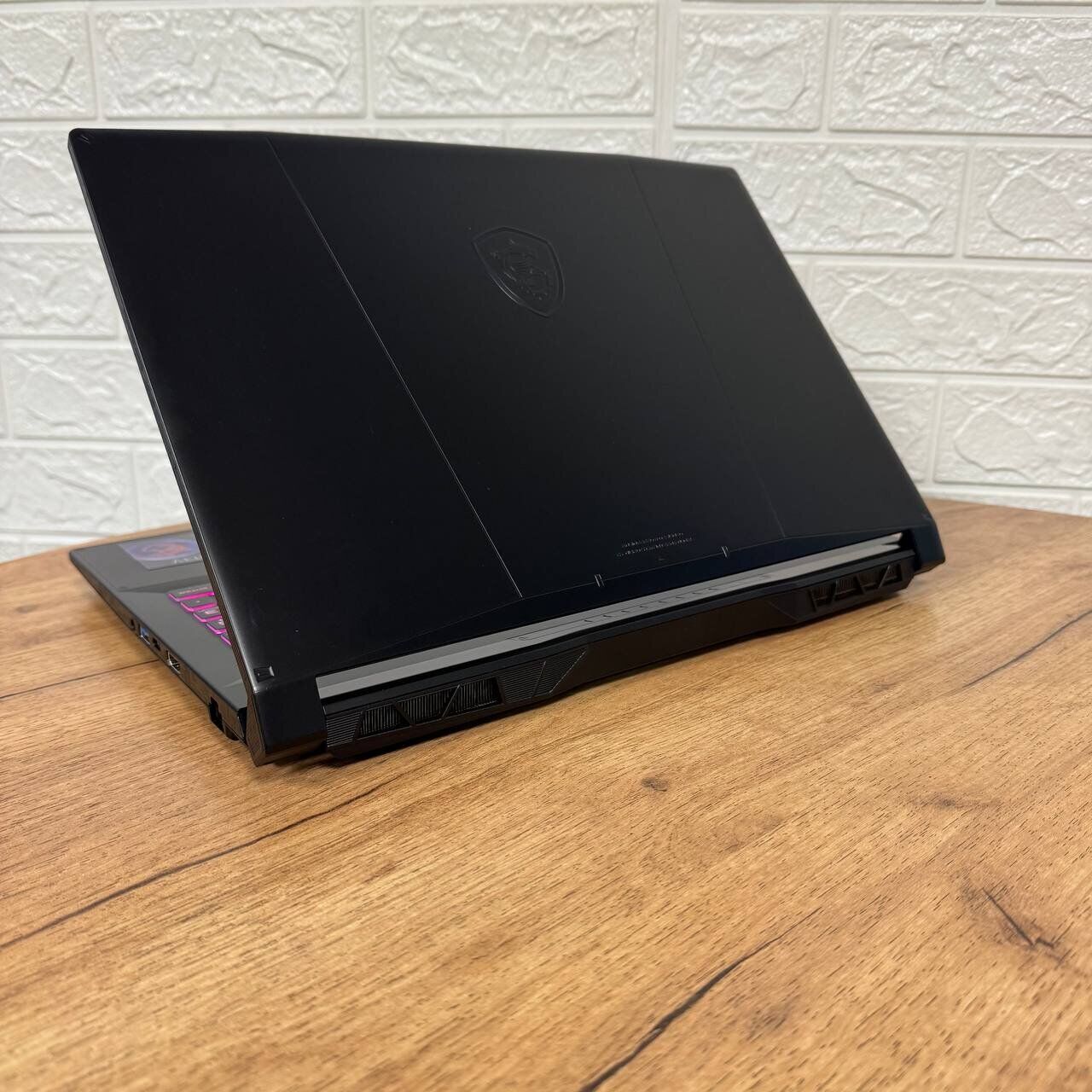 Ігровий ноутбук Б-клас MSI Katana 15 B13VEK / 15.6" (1920x1080) IPS / Intel Core i7-13620H (10 (16) ядра по 3.6 - 4.9 GHz) / 16 GB DDR5 / 512 GB SSD / nVidia GeForce RTX 4050, 6 GB GDDR6, 96-bit / WebCam - Зображення 6