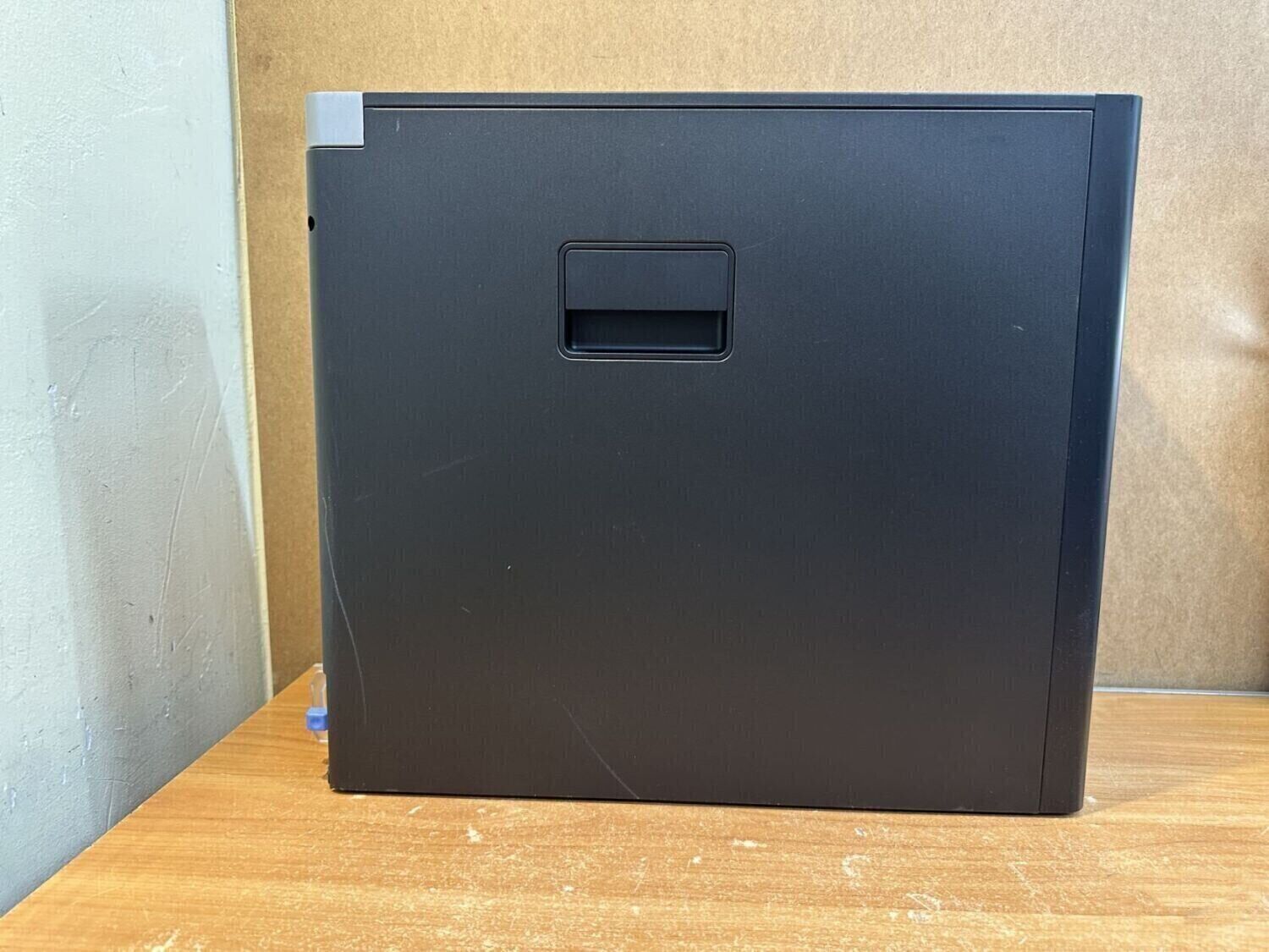 Ігровий ПК Dell Precision 5810 Tower / Intel Xeon E5-1630 v4 (4 (8) ядра по 3.7 - 4.0 GHz) / 32 GB DDR4 ECC / 240 GB SSD + 1000 GB HDD / nVidia GeForce GTX 1050, 2 GB GDDR5, 128-bit / 685W / DVD-RW - Зображення 6