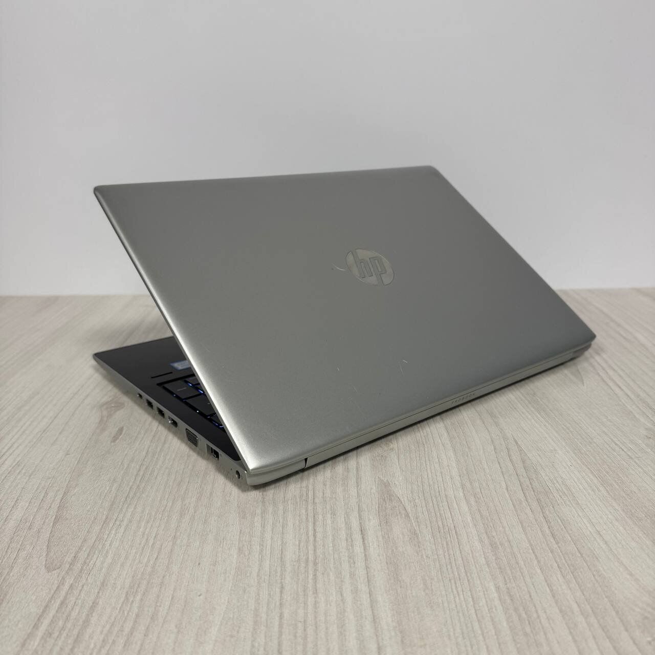 Ноутбук Б-клас HP ProBook 450 G5 / 15.6" (1920x1080) IPS / Intel Core i5-8250U (4 (8) ядра по 1.6 - 3.4 GHz) / 8 GB DDR4 / 256 GB SSD NVMe / Intel UHD Graphics 620 / WebCam - Зображення 6
