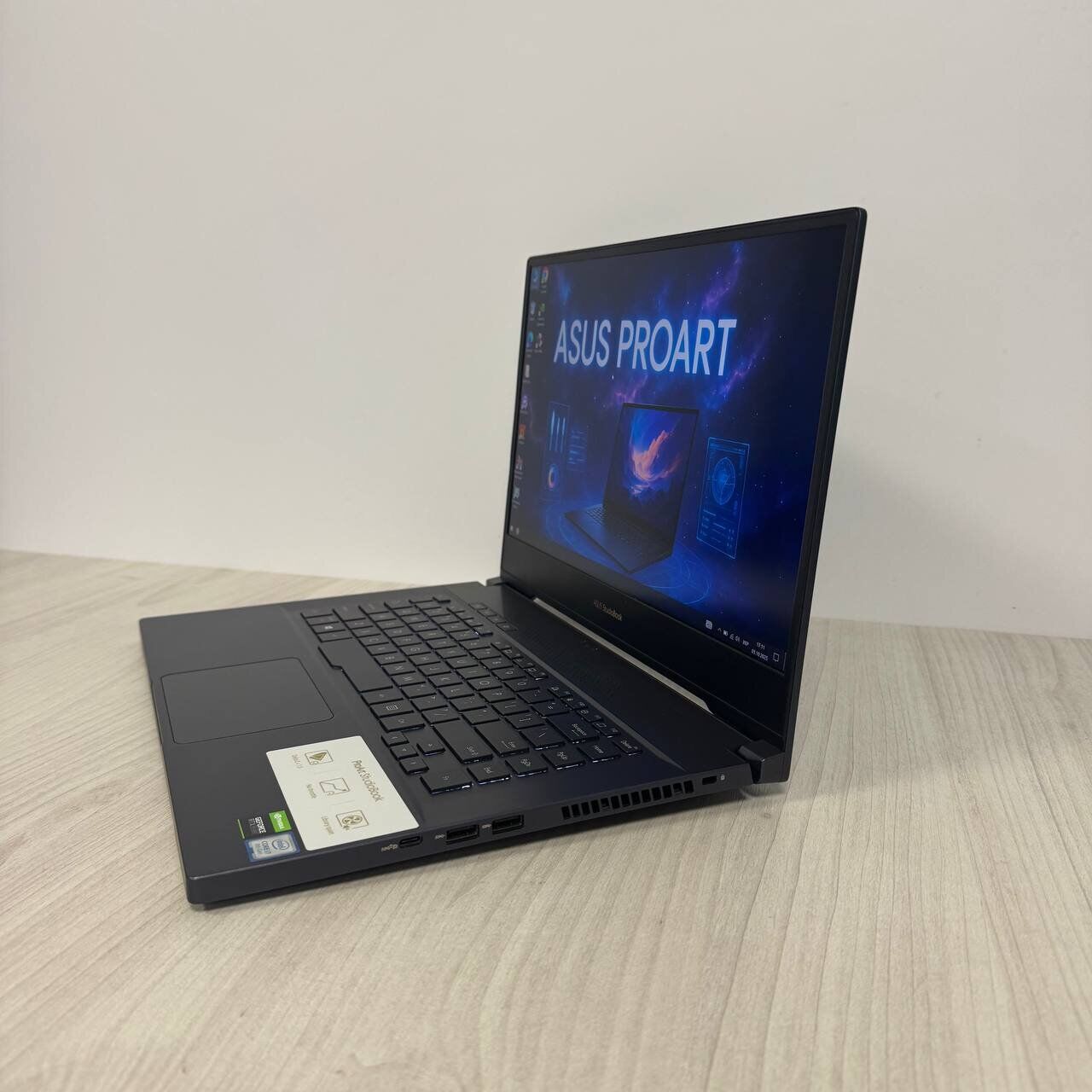 Ігровий ноутбук Asus ProArt StudioBook 15 H500GVA / 15.6" (3840x2160) IPS / Intel Core i7-9750H (6 (12) ядер по 2.6 - 4.5 GHz) / 16 GB DDR4 / 512 GB SSD NVMe / nVidia GeForce RTX 2060, 6 GB GDDR6, 192-bit - Зображення 5