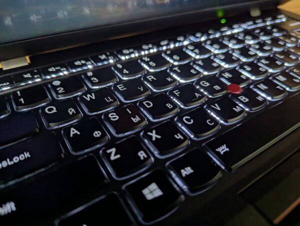 Ноутбук Lenovo ThinkPad x1 Carbon 3rd / 14" (1920x1080) IPS / Intel Core i5-5300U (2 (4) ядра по 2.3 - 2.9 GHz) / 8 GB DDR3 / 256 GB SSD / Intel HD Graphics 5500 / WebCam / Fingerprint / Windows 10 - Зображення 6