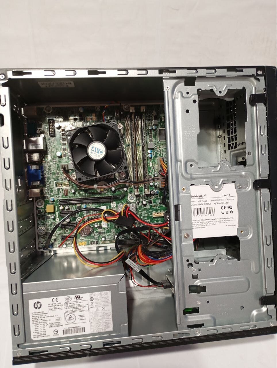 ПК Б-клас HP ProDesk 400 G2 Tower / Intel Core i5-4590S (4 ядра по 3.0 - 3.7 GHz) / 8 GB DDR3 / 256 GB SSD / Intel HD Graphics 4600 / DVD-RW - Зображення 6