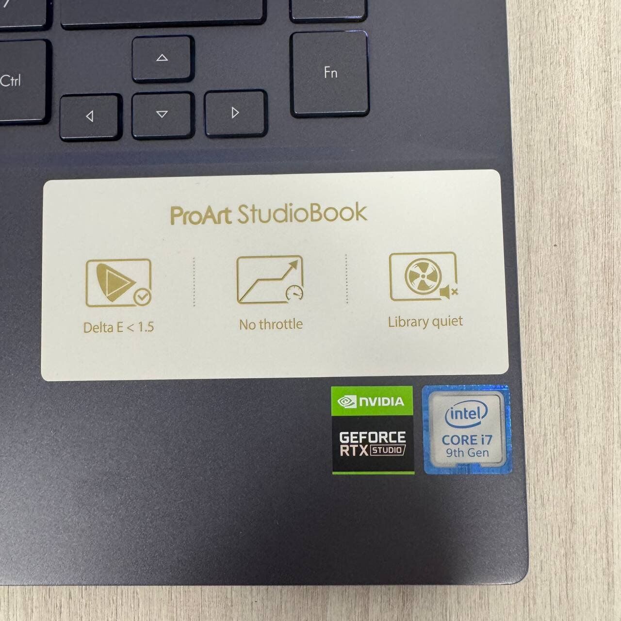 Ігровий ноутбук Asus ProArt StudioBook 15 H500GVA / 15.6" (3840x2160) IPS / Intel Core i7-9750H (6 (12) ядер по 2.6 - 4.5 GHz) / 16 GB DDR4 / 512 GB SSD NVMe / nVidia GeForce RTX 2060, 6 GB GDDR6, 192-bit - Зображення 8