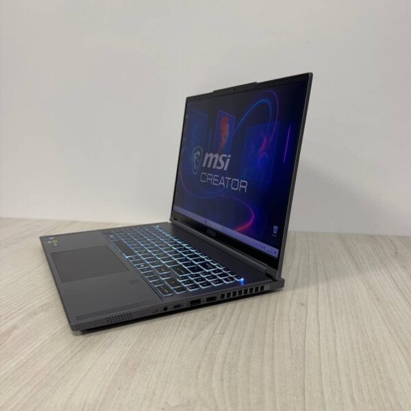 Ігровий ноутбук Б-клас MSI Creator 16 AI Studio A1VHG / 16" (3840x2400) IPS / Intel Core Ultra 9 185H (16 (22) ядер по 3.9 - 5.1 GHz) / 32 GB DDR5 / 1000 GB SSD NVMe / nVidia GeForce RTX 4080, 12 GB GDDR6, 192-bit / WebCam - Зображення 5