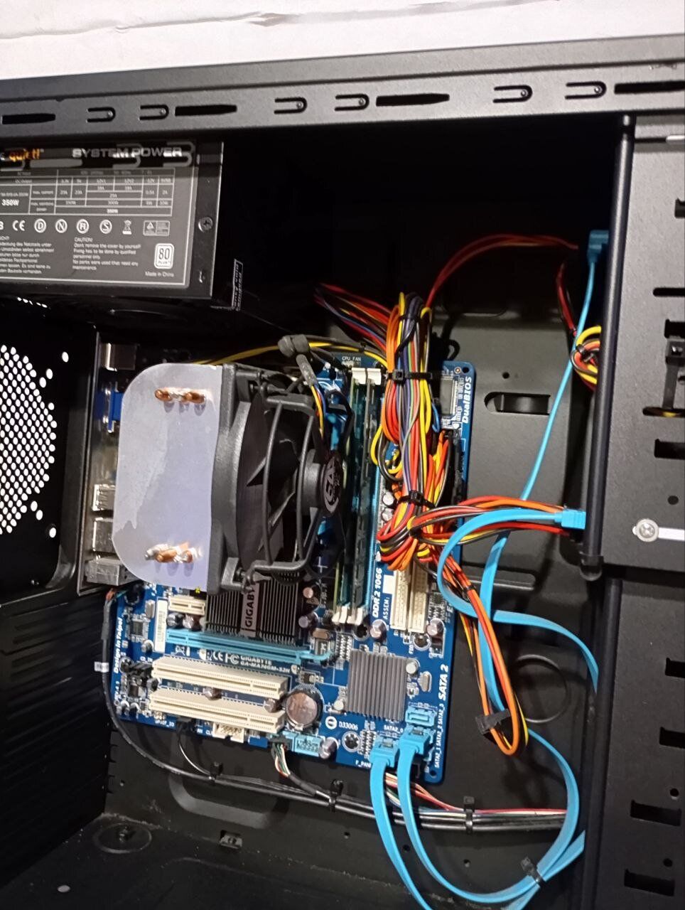 ПК Б-клас Gigabyte GA-MA74GM Tower / AMD Athlon II X2 250 (2 ядра по 3.0 GHz) / 4 GB DDR2 / 128 GB SSD / AMD 740G Graphics / 350W - Зображення 7